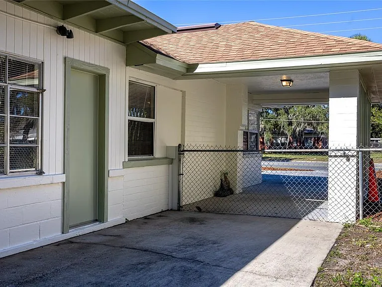 319 NW 16th Ave — Photo 33
