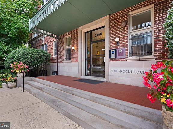 3rd image of 2456 20th St NW APT 507