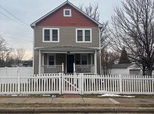 3423 7th St S, Arlington, VA 22204