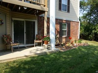 709 Ridgeside Dr APT A, Ballwin, MO 63021
