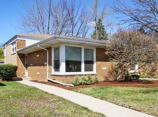 8448 Springfield Ave, Skokie, IL 60076