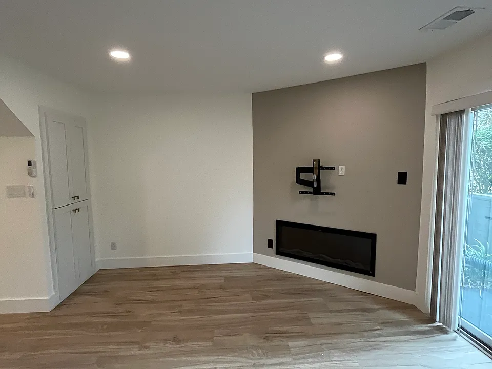 Maple Glen Ln
