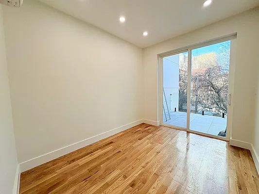 Rented by TorsX Inc | media 39