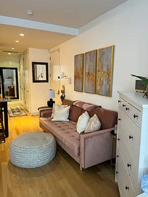 Rented by Owner | media 70