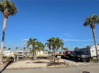 17851 Peppard Dr, Fort Myers Beach, FL 33931