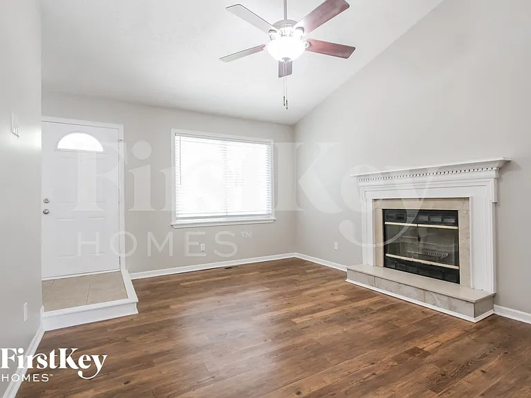 6919 Bannock Ct — Photo 4