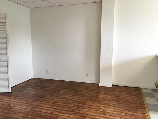 Rented by BuySell Real Estate Inc | media 13