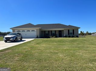 1037 Daniel Estates Dr, Dexter, GA 31019