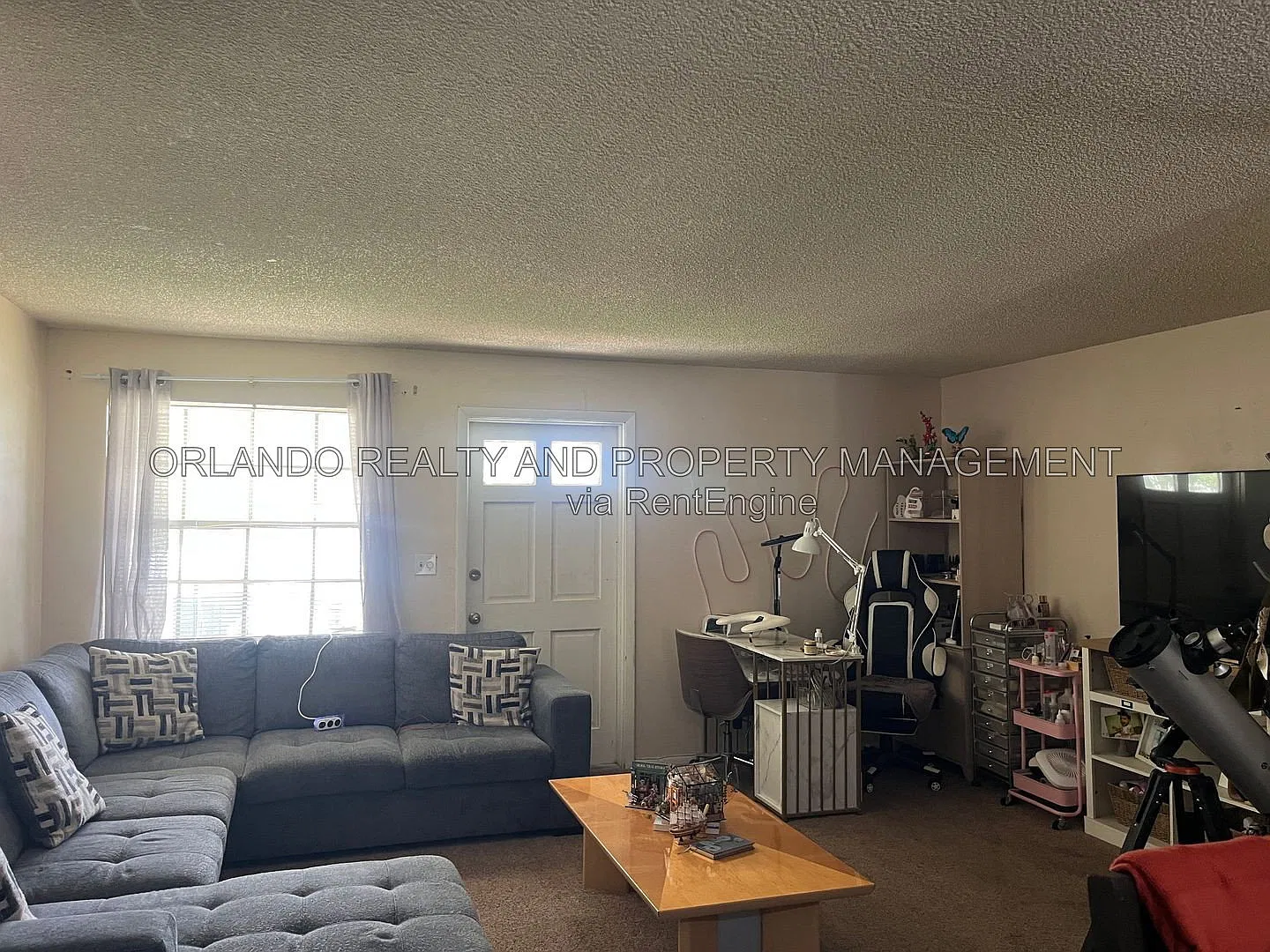 2 bed, 1.5 bath, 920 sqft, $1,499 — Photo 3