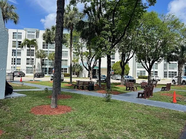 17570 Atlantic Blvd #501 — Photo 22