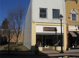157 S Broad St, Grove City, PA 16127