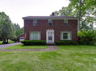 360 Westlawn Dr, Ontario, OH 44906