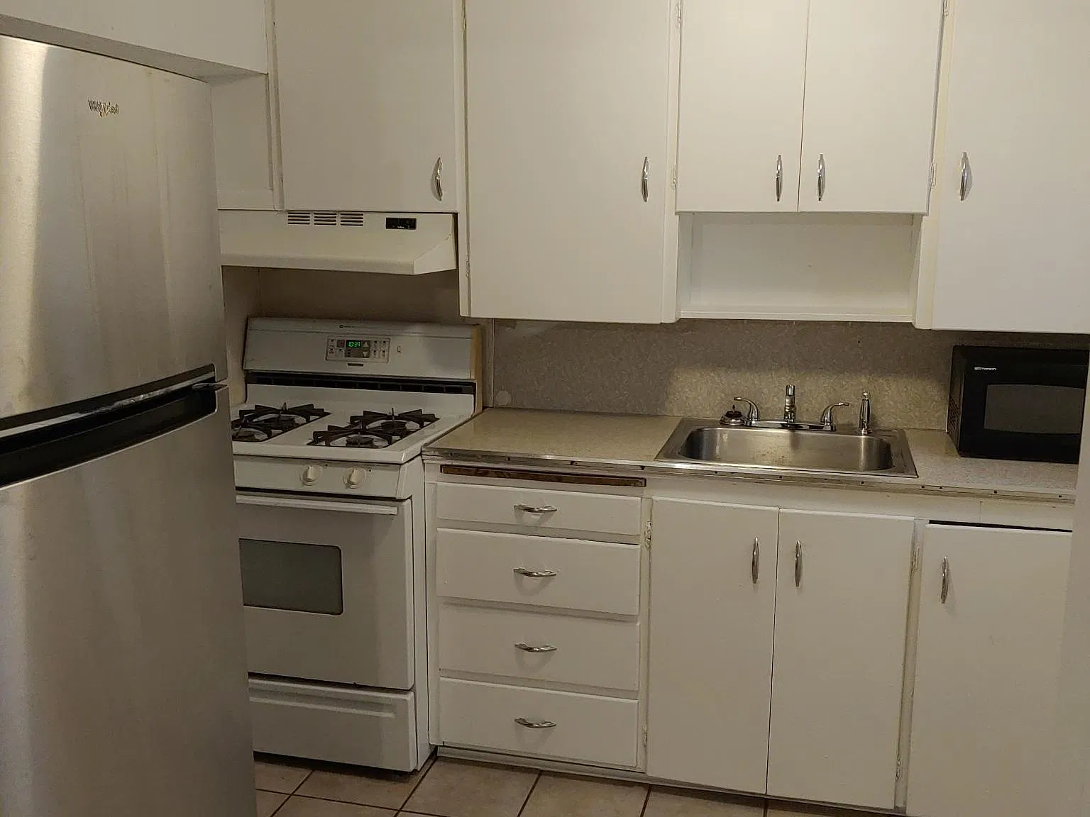 1 bed, 500 sqft, $1,150 — Photo 3