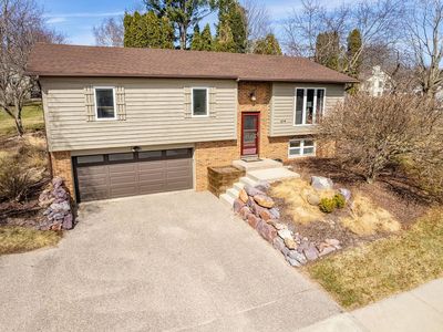 614 Madison Ave, Baraboo, WI, 53913