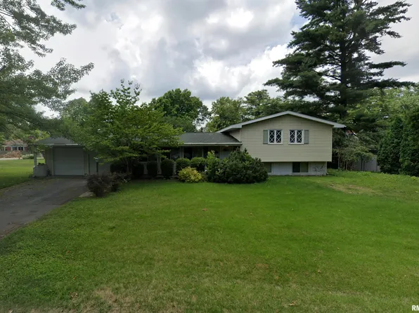 2149 Cherry Rd, Leland Grove, IL 62704