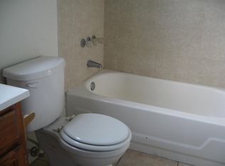 2771 1/2 Glenwood Pl, South Gate, CA 90280
