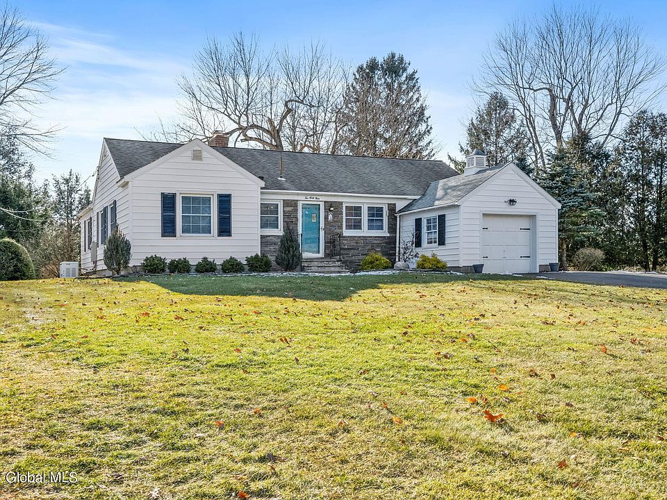 243 Pinewood Drive, Schenectady, NY 12303 Zillow