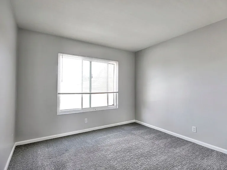 9168 Nadine River Cir — Photo 29