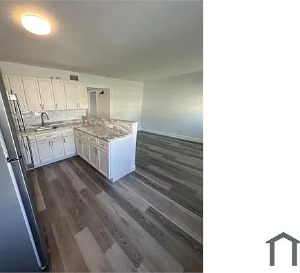 1010 Adams St — Photo 14