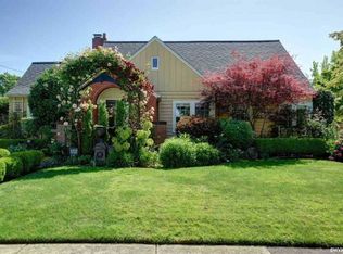 321 NW 33rd St, Corvallis, OR 97330
