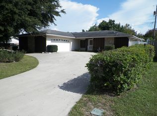 113 Whittier Ln, Winter Haven, FL 33884