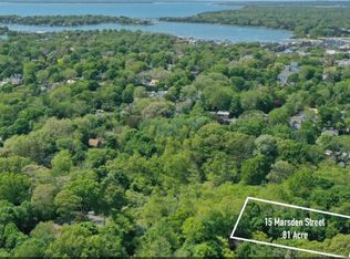 15 Marsden St, Sag Harbor, NY 11963