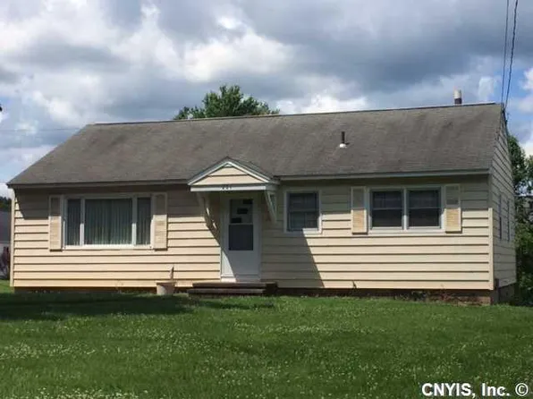 201 Sunnybrook Dr, Syracuse, NY 13219
