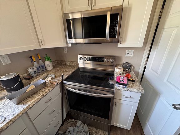 3rd image of 202 S Main St