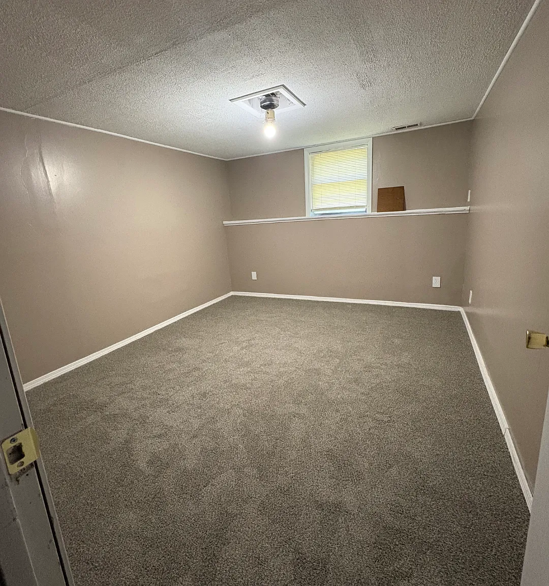 3 bed, $1,250 — Photo 4