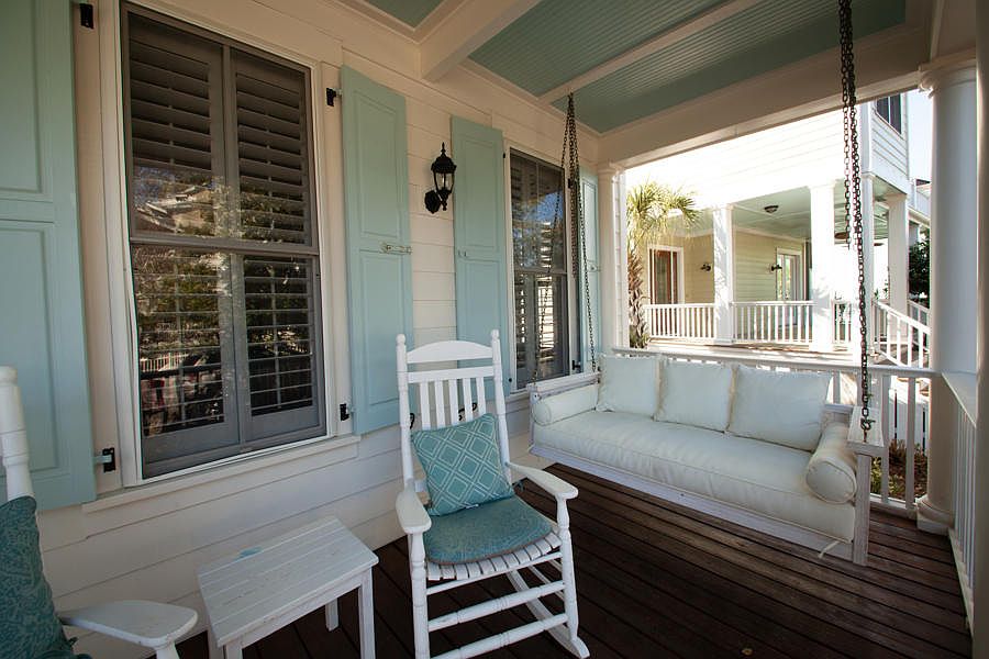 2nd image of 404 Barbadian Way