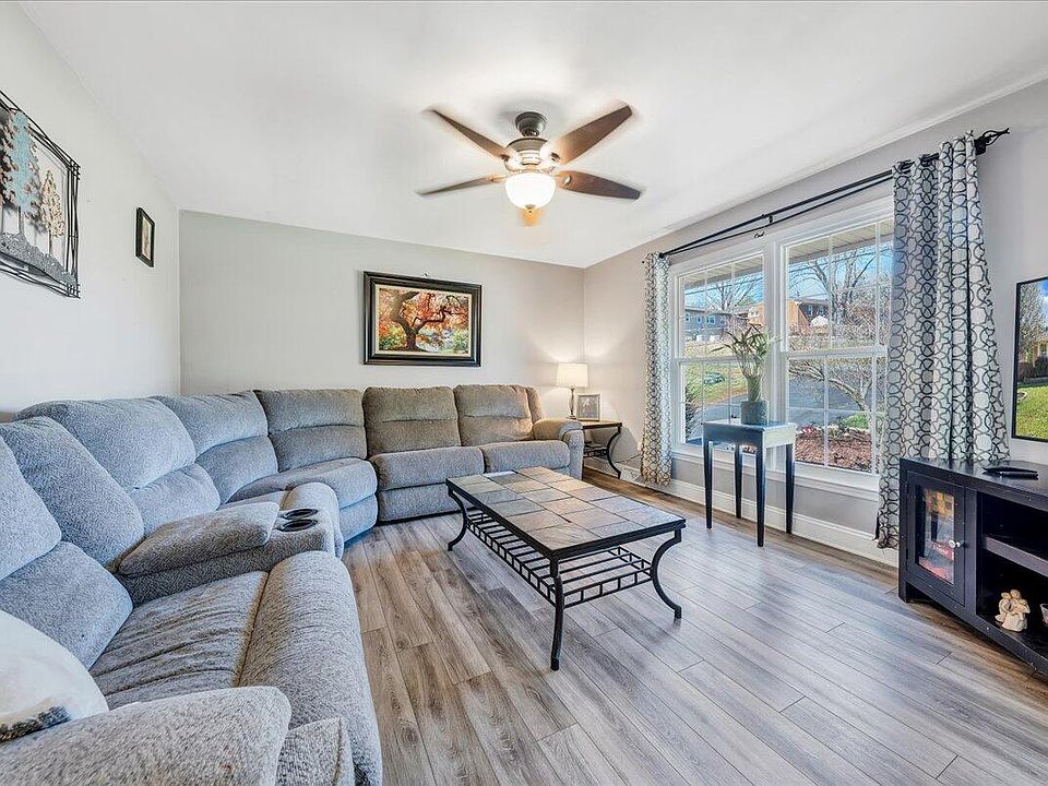 3010 Penn Forest Blvd, Roanoke, VA 24018 Zillow