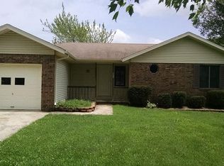 720 S White Oak Rd, Marshfield, MO 65706