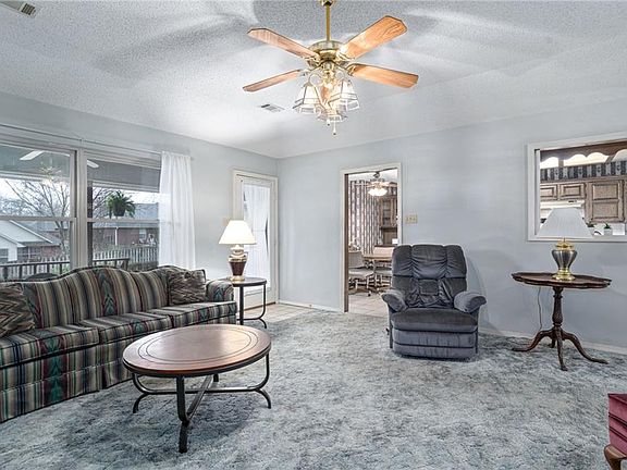 5th image of 1616 Somerset Way