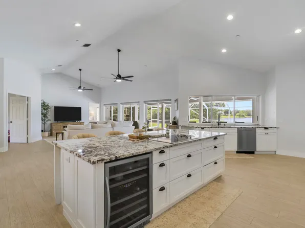 550 SE Ashley Oaks Way, Stuart, FL 34997
