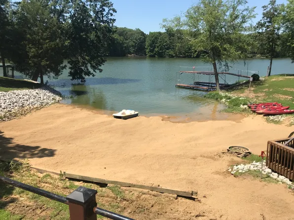 3321 Rainier Ln, Centralia, IL 62801