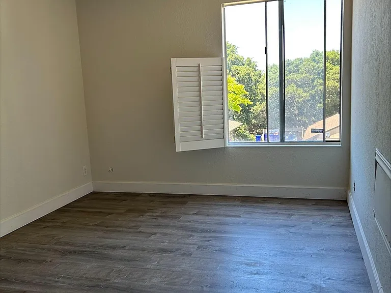 5313 Ridgeview Cir #4 — Photo 8