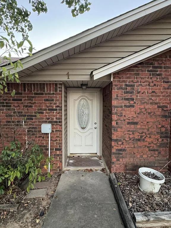 625 Lakeview Ave — Photo 2