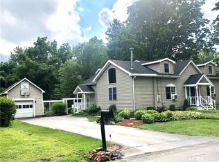 278 Chestnut St, Fredonia, NY
