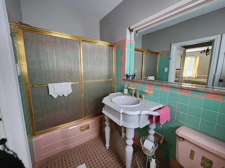 20 S Marion Ave #A — Photo 7