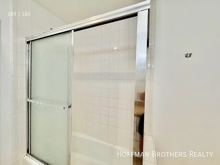 8407 Clinton Ave #5 — Photo 12
