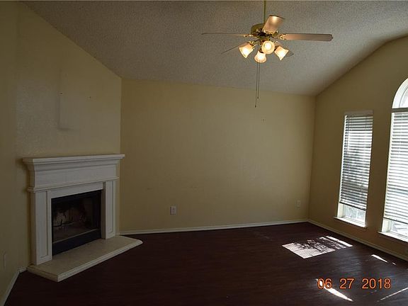 2nd image of 341 Pecos Dr