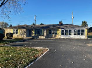 8878 South St, Fishers, IN 46038