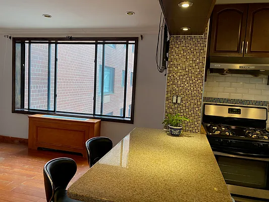 Rented by Compass | media 13