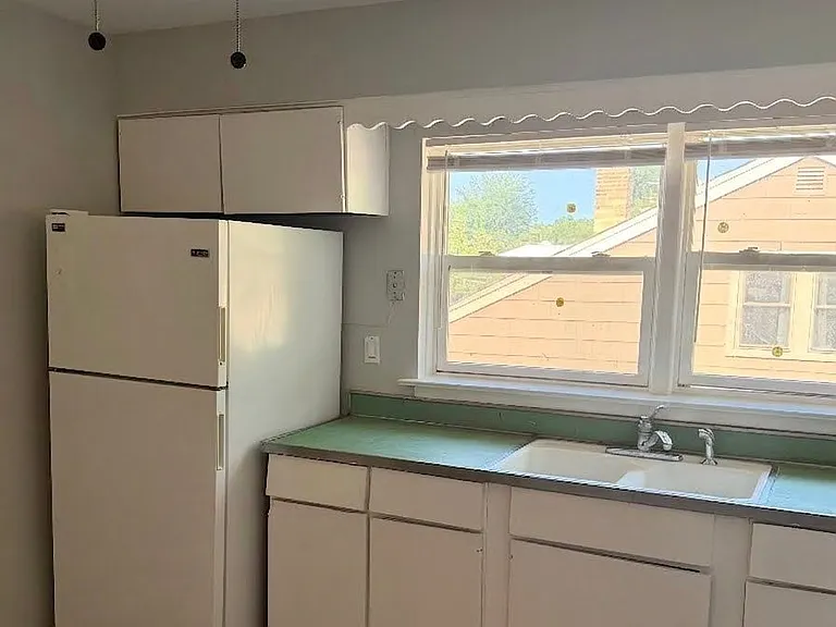 229 Elmwood Ave #2S — Photo 4