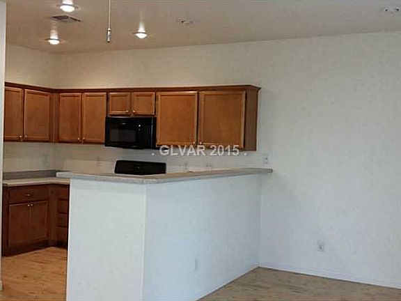 4th image of 1158 Maple Pines Ave