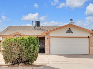 10911 Joe Dimaggio Cir, El Paso, TX 79934