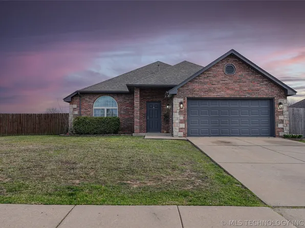 3309 E Irvington St, Broken Arrow, OK 74014