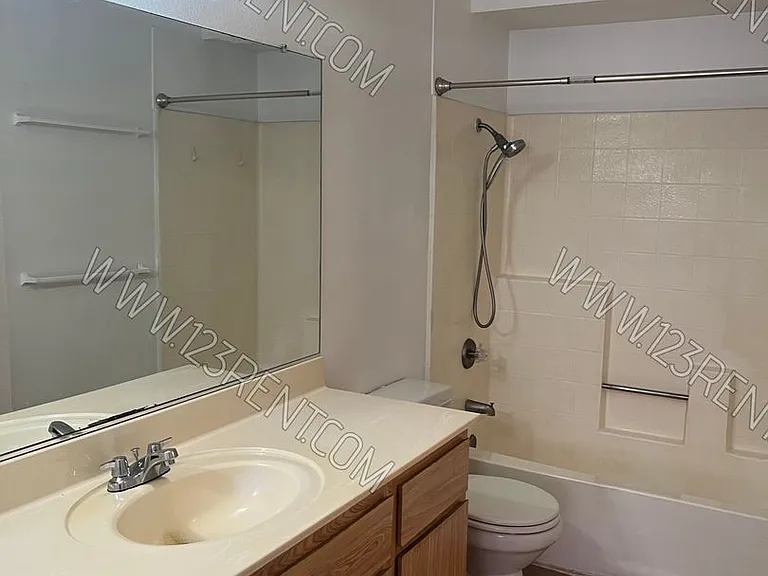 1628 Cactus Dr — Photo 11