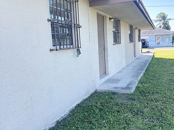 2nd image of 11481 SW 214th St #11483