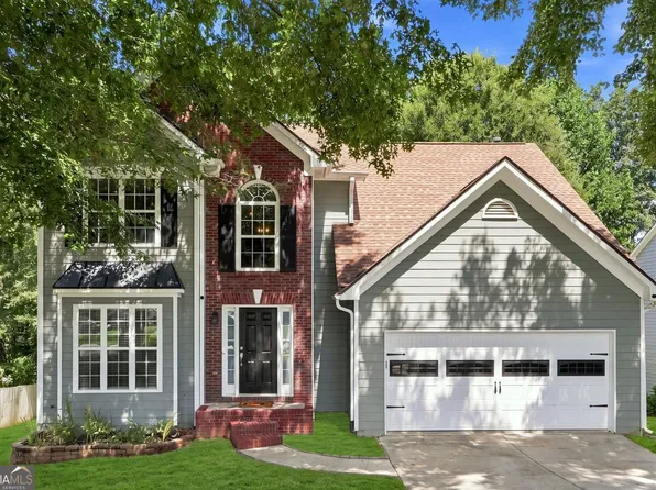 1400 Walnut Hill Cir, Lawrenceville, GA 30043